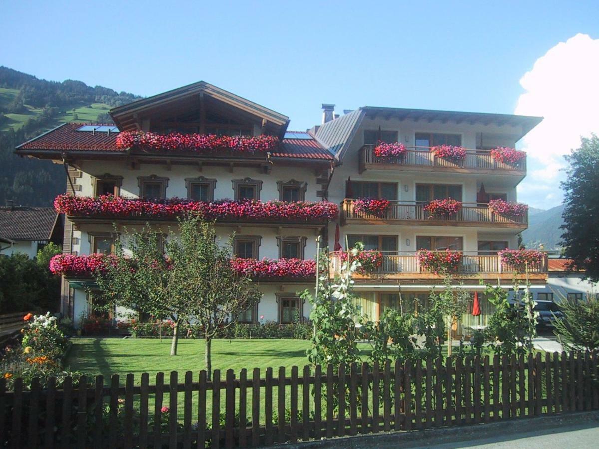 Hotel Garni Elisabeth Zell am Ziller Exterior foto