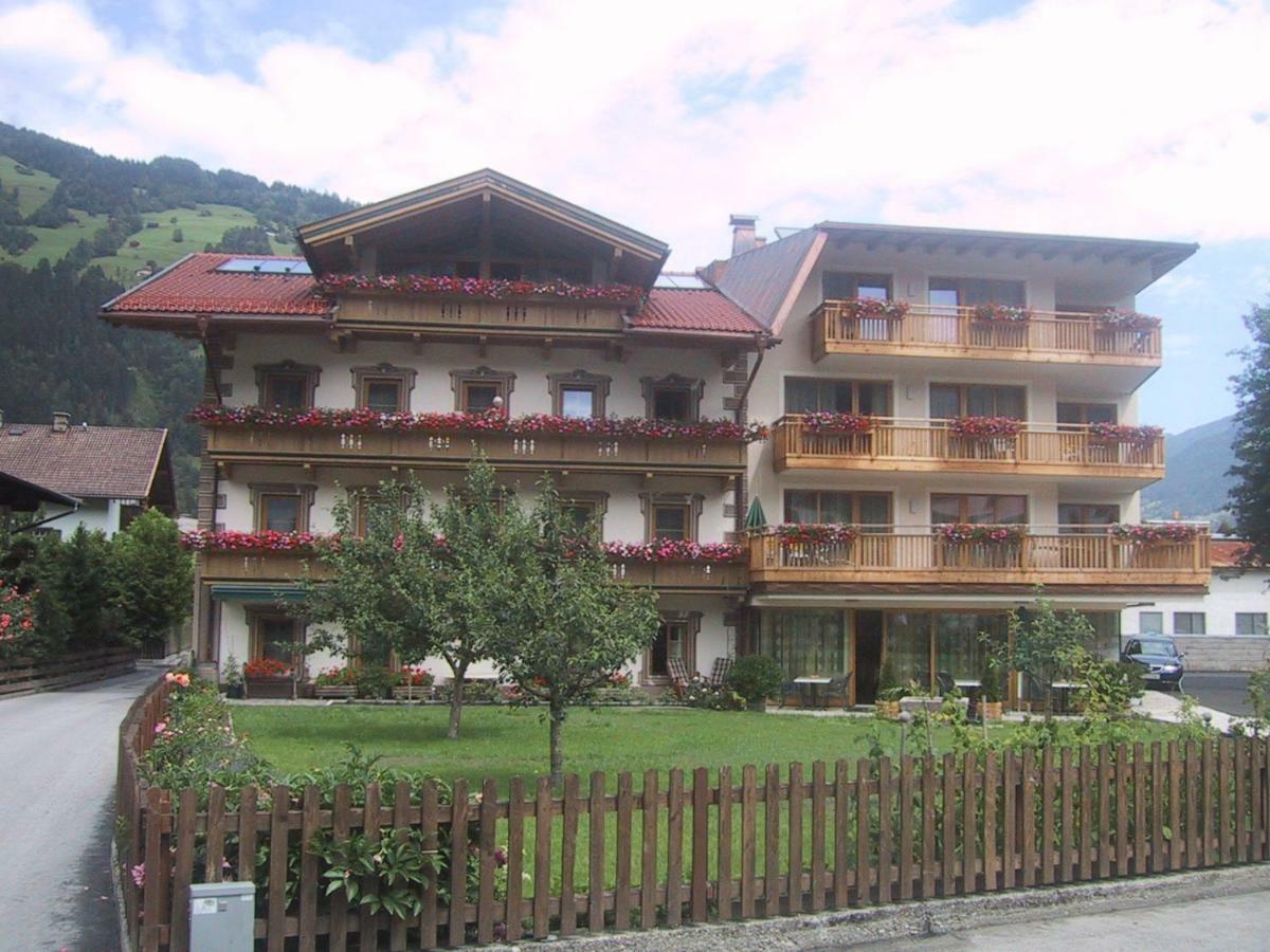 Hotel Garni Elisabeth Zell am Ziller Exterior foto