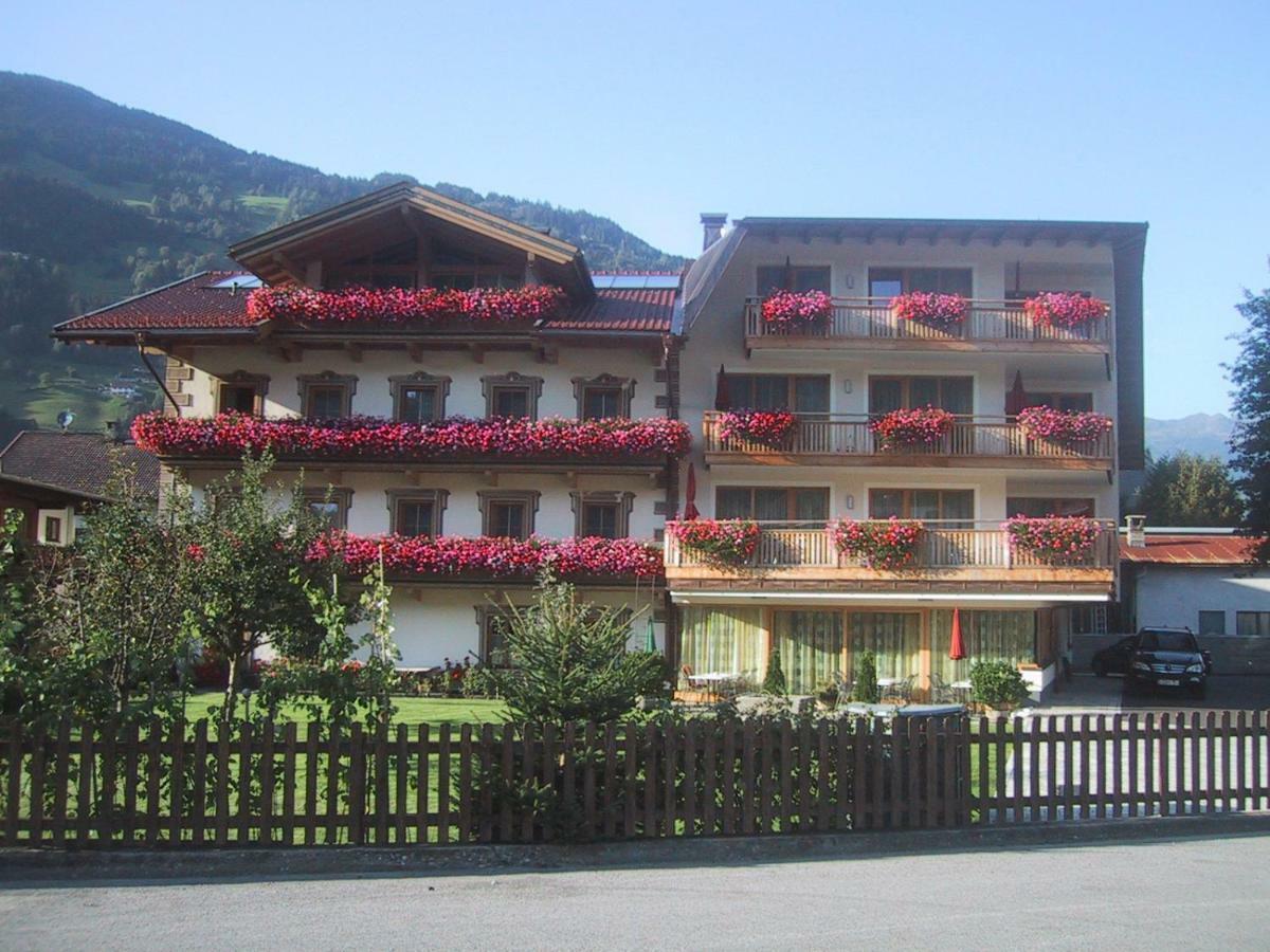 Hotel Garni Elisabeth Zell am Ziller Exterior foto